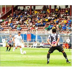 No primeiro jogo da decisão do Estadual 3ª divisão, Patriotas e Grêmio Maringá ficaram no empate, na Vila Capanema